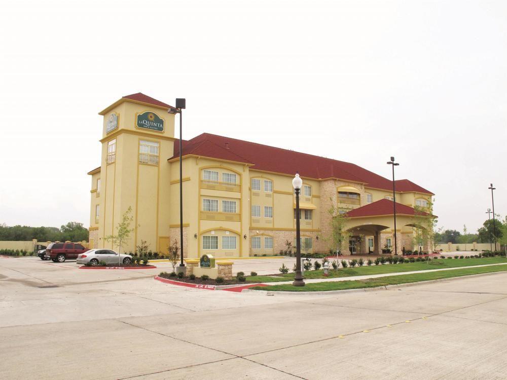 La Quinta By Wyndham Ennis Hotel Buitenkant foto