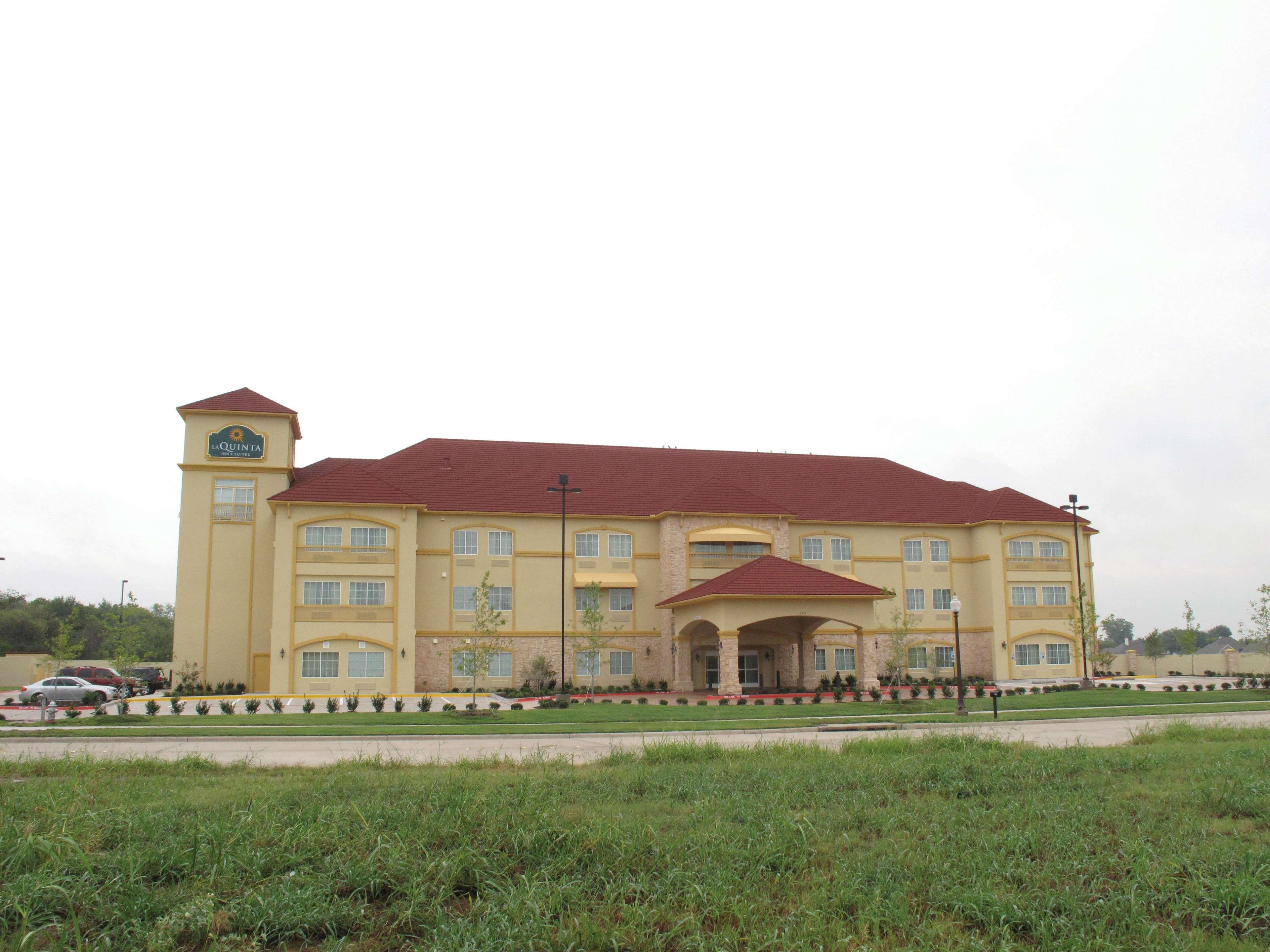 La Quinta By Wyndham Ennis Hotel Buitenkant foto